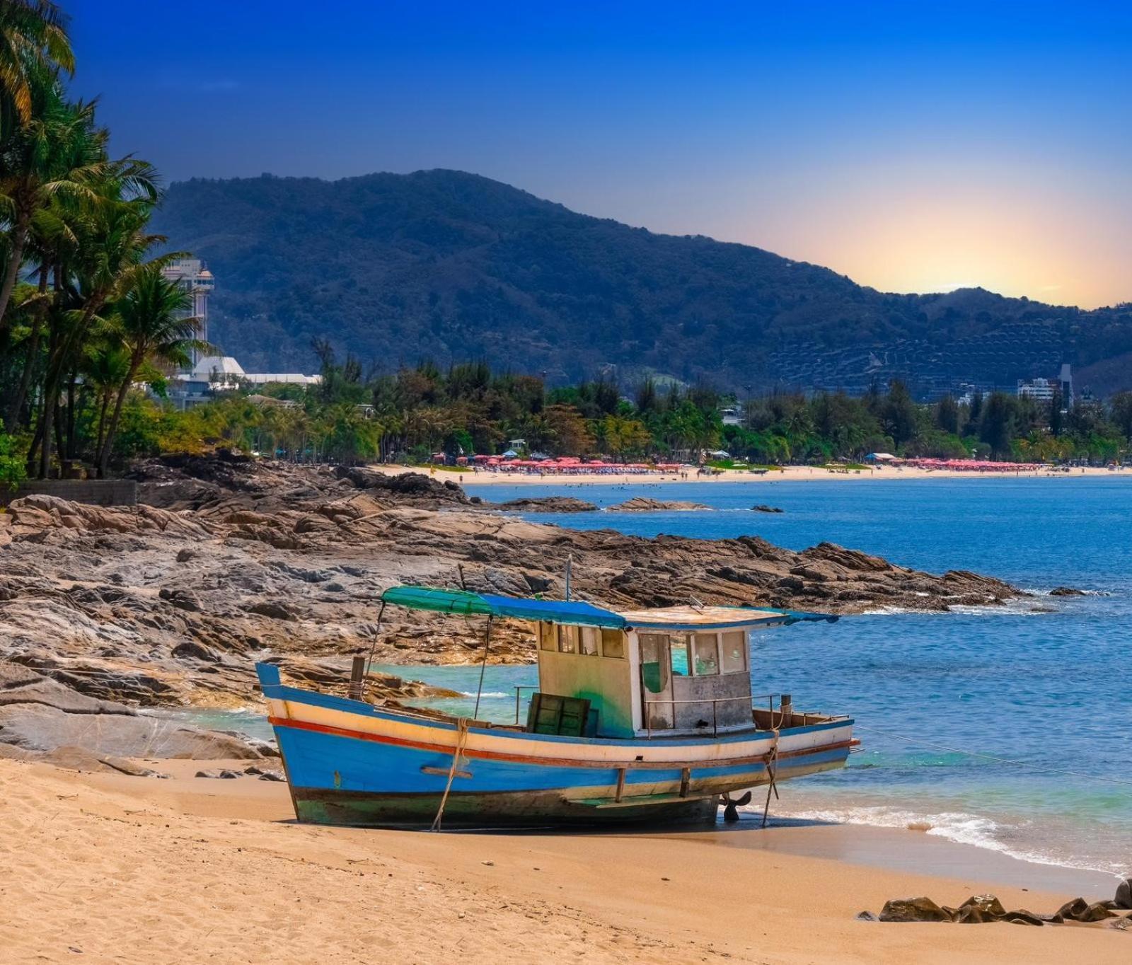 ฝันดี บูทิค โฮเต็ล ป่าตอง Hotel Patong ภายนอก รูปภาพ