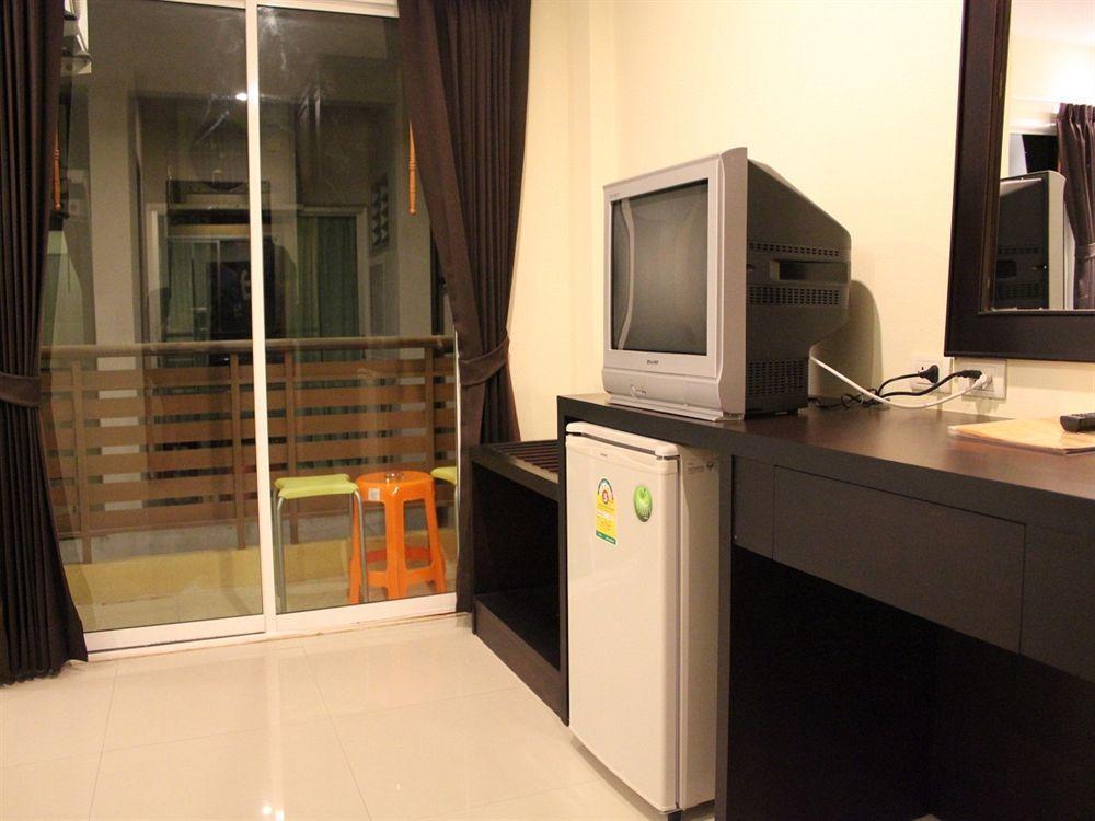 ฝันดี บูทิค โฮเต็ล ป่าตอง Hotel Patong ภายนอก รูปภาพ