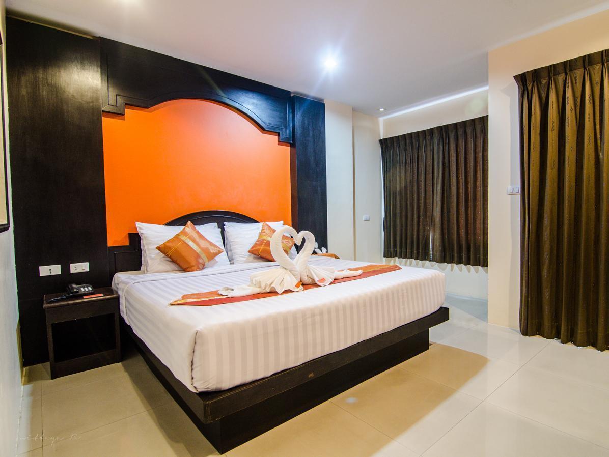 ฝันดี บูทิค โฮเต็ล ป่าตอง Hotel Patong ภายนอก รูปภาพ